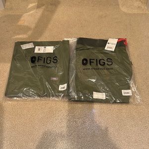 FIGS Scrub Set: Catarina Top/ Zamora Jogger